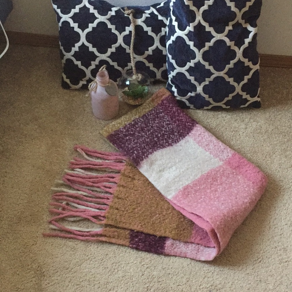EUC color block fall blanket scarf